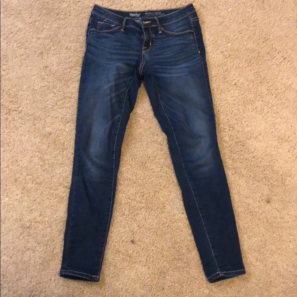Mossimo Mid-Rise Jegging.